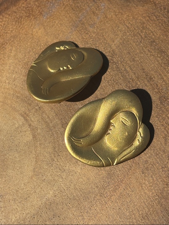 Vintage Jewelry - Vintage Picasso Guggenheim Earrings